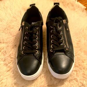 Steve Madden Sneakers
